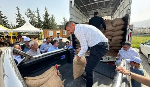 Gaziantep’in Nurdağı ilçesinde çiftçilere yer fıstığı tohumu desteği