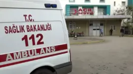 Temizlik için gittiği fabrikanın çatısından düşen işçi hayatını kaybetti